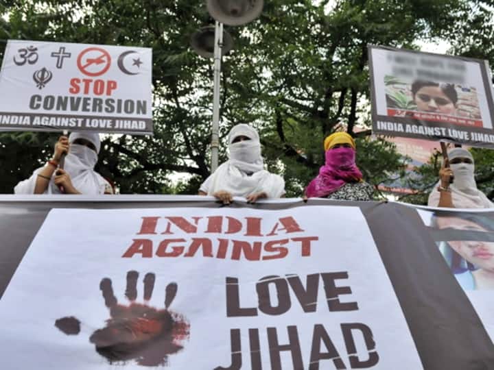 Anti 'Love Jihad' Law: Gujarat High Court Puts Sections Of 'Freedom Of Religion' Act On Hold TRS Anti 'Love Jihad' Law: Gujarat High Court Puts Sections Of 'Freedom Of Religion' Act On Hold