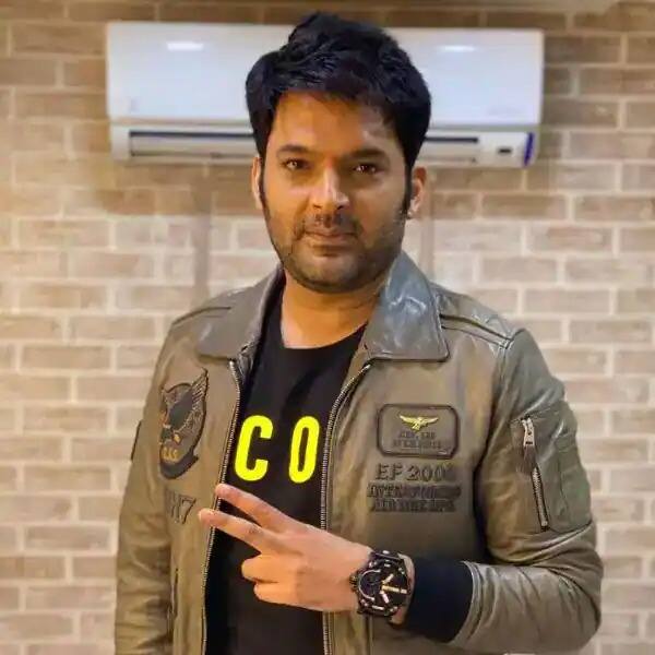सोशल मीडिया पर कपिल शर्मा के फैंस लाखों में हैं, जो उन्हें जमकर सपोर्ट करते हैं.