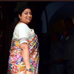Smriti Irani Transformation: स्मृती इराणी यांनी वजन कमी करत दिला आश्चर्याचा धक्का! पहा फोटो