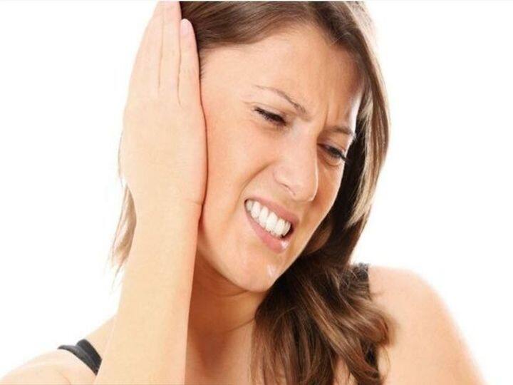 Earache Remedy: कान में दर्द से आप भी हैं परेशान, तो अजमाएं ये Home Remedies earache home remedies 8 easy way to get rid from this Earache Remedy: कान में दर्द से आप भी हैं परेशान, तो अजमाएं ये Home Remedies