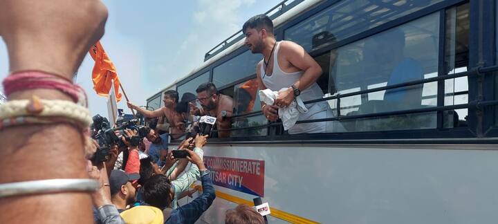 ਭਾਜਪਾ ਦੇ ਯੁਵਾ ਕਾਰਕੁੰਨਾਂ ਵਲੋਂ ਹੋਲੀ ਸਿਟੀ 'ਚ ਪੰਜਾਬ ਕਾਂਗਰਸ ਪ੍ਰਧਾਨ ਨਵਜੋਤ ਸਿੱਧੂ ਦੀ ਰਿਹਾਇਸ਼ ਦੇ ਘਿਰਾਓ ਦੀ ਕੋਸ਼ਿਸ਼ ਕੀਤੀ ਗਈ।