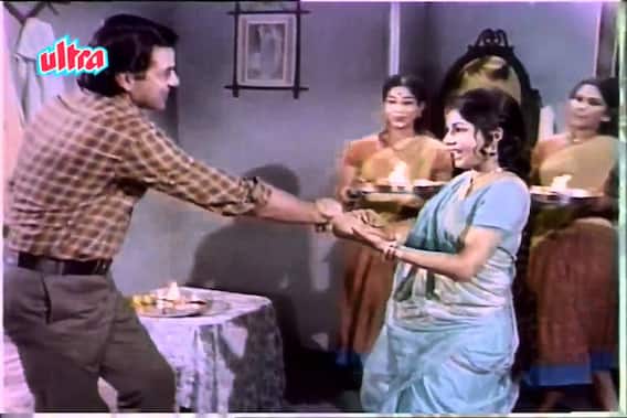 Rakshabandhan Films - These Bollywood Movies Changed The Deep Meaning Of Brother Sister Love, You Also Hear Some Memorable Songs From Hindi Cinema In Rakshabandhan f6b668541c5d6c5ce01df6a81b0cf8b436a49