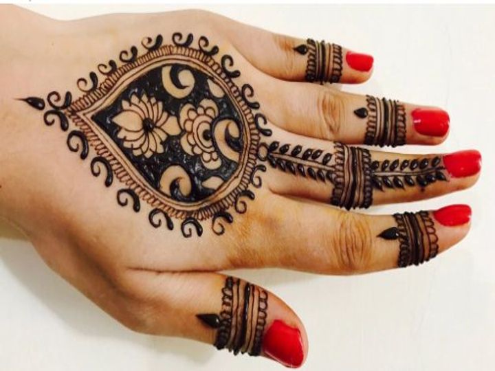 The best mehndi artist