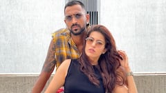 Krunal Pandya: আপাতত ২২ গজ থেকে বিরতিতে, স্ত্রী পানখুড়ির সঙ্গে নাচে পা মেলালেন ক্রুণাল