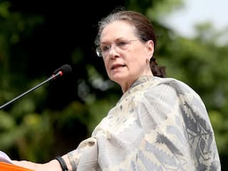 congress president Sonia Gandhi remarks on opposition leaders meeting 19-Party Opposition Meet : 2024 மக்களவை தேர்தலுக்கான பணிகளை இப்போதே தொடங்கவேண்டும் - சோனியா காந்தி அழைப்பு