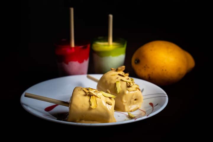শেষ পাতে কুলফি দেওয়া যেতে পারে।