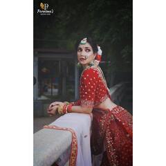 Rupali  Bhosle : भरजरी लेहंगा, पारंपरिक दागिने; रुपाली भोसलेचा नववधू साज