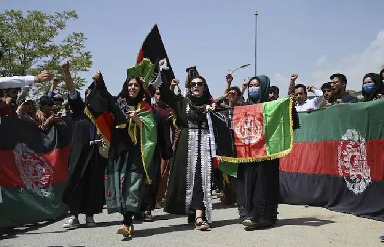 Afghan Independence Day Rally: Several Killed After Taliban Firing, Stampede, know in details Afghan Independence Day Rally: জাতীয় পতাকা নিয়ে বেরোতেই গুলি, স্বাধীনতা দিবসে তালিবানি হিংসা জারি আফগানিস্তানে
