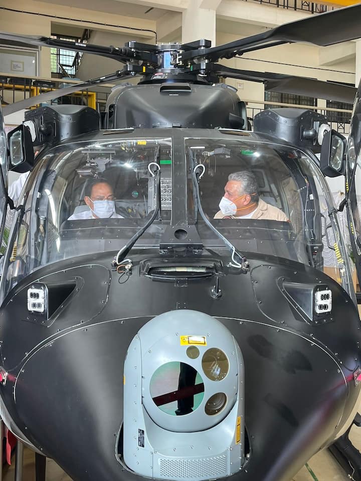 రాబోయే కాలంలో భారతదేశాన్ని వైమానిక మరియు రక్షణ రంగాల్లో శక్తికేంద్రంగా తీర్చిదిద్దడంలో దేశీయ ఉత్పత్తులు కీలకపాత్ర పోషించనున్నాయని ఉపరాష్ట్రపతి వెంకయ్య ఆశాభావం వ్యక్తం చేశారు.