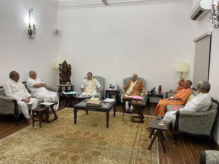 UP elections: Sanjay Nishad met Amit Shah and JP Nadda in the presence of Yogi Adityanath, asked for so 12 seats ANN यूपी चुनाव: CM योगी की मौजूदगी में अमित शाह और नड्डा से मिले संजय निषाद, मांगी इतनी सीटें
