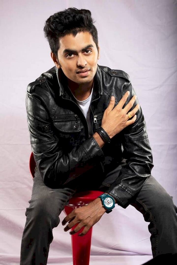 మోడల్ జశ్వంత్