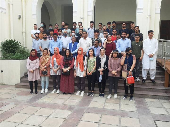 Delhi University Vice-Chancellor PC Joshi Assure All Possible Help To Afghan Students ann Delhi University: डीयू में कुलपति की मौजूदगी में अफगानी छात्रों के साथ हुई मीटिंग, मदद का दिया आश्वासन