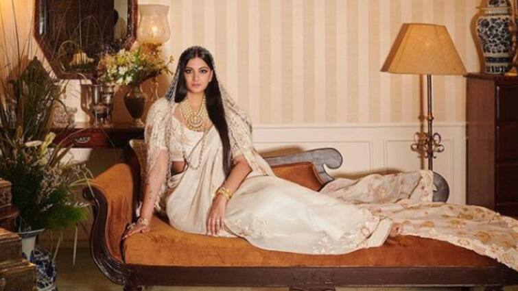 Rhea Kapoor continues to impress with her post-wedding looks, know in details Rhea Kapoor Post-Wedding Looks: বিয়ের পর সাদা গাউন, হিরের নেকলেসে মোহময়ী রিয়া কপূর