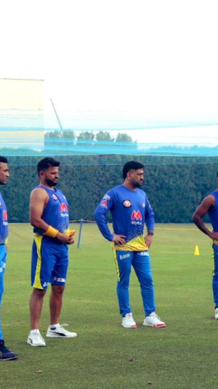 చెన్నై సూపర్ కింగ్స్ తన తొలి మ్యాచ్ను ముంబయి ఇండియన్స్తో తలపడనుంది.