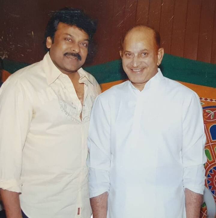 సూపర్ స్టార్ కృష్ణతో మెగాస్టార్ చిరంజీవి