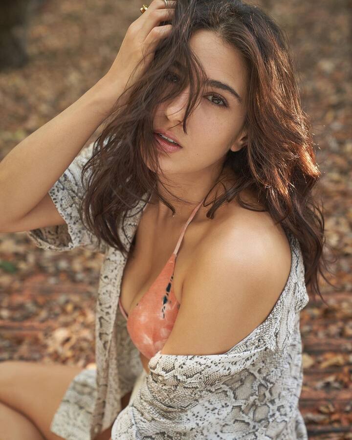 Bollywood actress Sara Ali Khan, who made her debut opposite Sushant Singh Rajput in the 2018 film ‘Kedarnath’ has dropped some pictures wearing a floral swimsuit. (Image courtesy - @saraalikhan95/Instagram)