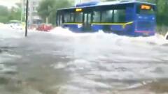 जरा सी बारिश से दिल्ली-यूपी-हरियाणा का हाल बेहाल, लोग परेशान