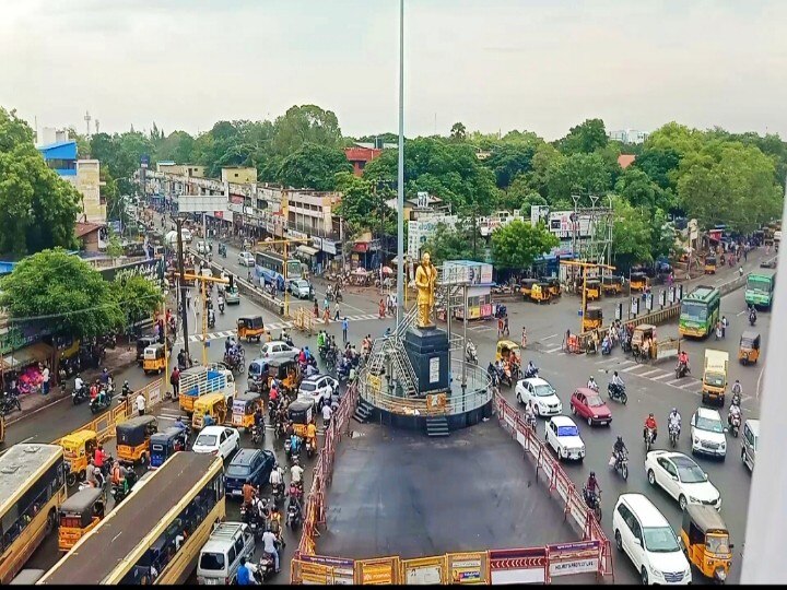 ட்ராபிக் சிக்னலில் வாழ்க்கை சிக்கலை பேசும் ட்ராபிக் எஸ்.ஐக்கு டி.ஜி.பி சைலேந்திரபாபு வாழ்த்து...!