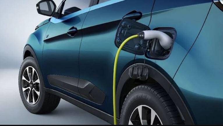 Electric Car Charge Price: எலெக்ட்ரிக் கார் வாங்கினால் போதுமா.... சார்ஜ் செய்ய எவ்வளவு ஆகும்? ஒரு யூனிட்டுக்கு இவ்வளவு சார்ஜா?