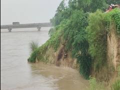 अयोध्या : बाढ़ का खतरा टला तो सरयू नदी किनारे बसे गांव में कटान का खतरा बढ़ा, पढ़ें ये रिपोर्ट