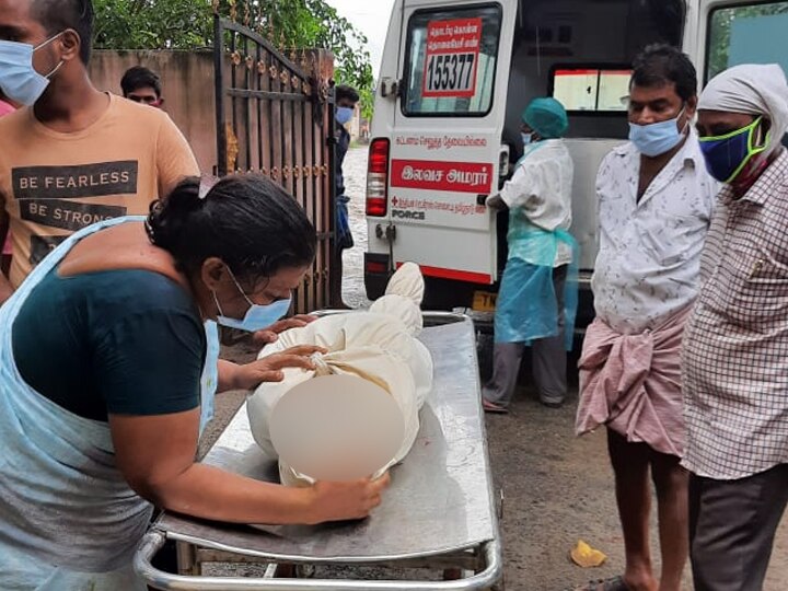 அமைச்சரை வரவேற்க கொடி கம்பம் நட்ட சிறுவன்: மின்சாரம் தாக்கி பரிதாபமாக பலி!