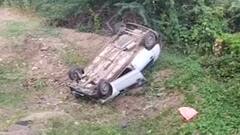 બનાસકાંઠા: અમીરગઢના ખારા સરકારી હોસ્પિટલના નર્સ સ્ટાફનો અકસ્માત, જુઓ ગુજરાતી ન્યૂઝ