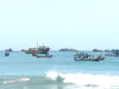 fishermen who went to sea after eight days போராட்டத்திற்கு எண்டு...8 நாட்களுக்கு பிறகு கடலுக்கு சென்ற மயிலாடுதுறை மீனவர்கள்...!