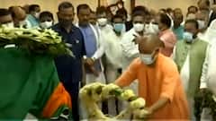 Kalyan Singh Passes Away: विधान भवन में बड़े नेताओं ने दी कल्याण सिंह को दी श्रद्धांजलि