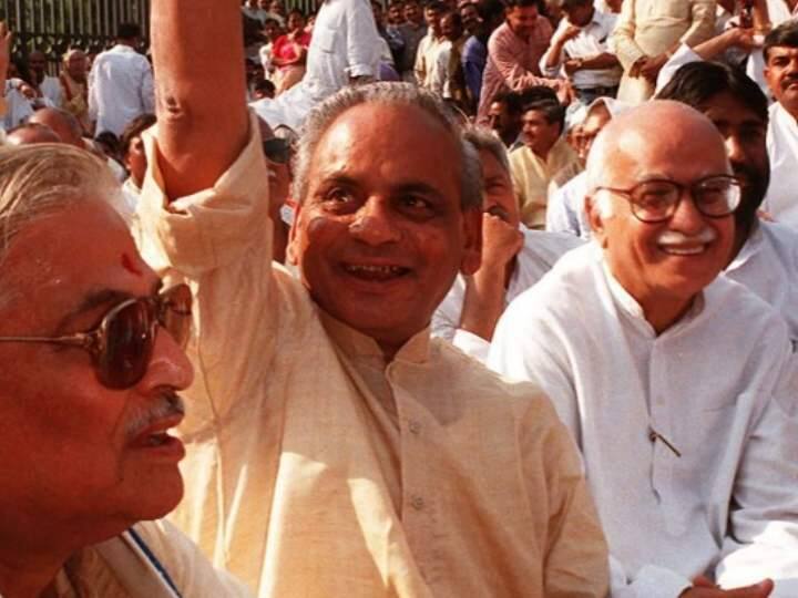 LK Advani expressed grief over the death of Kalyan Singh said many of his memories are still fresh in his mind कल्याण सिंह के निधन पर लाल कृष्ण आडवाणी ने जताया शोक, कहा- उनकी कई यादें आज भी जेहन में ताजा है