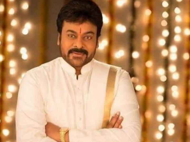 இந்திய சினிமாவில் இவர் ஆற்றிய பங்களிப்புக்காக இந்தியாவின் மூன்றாவது உயரிய குடிமகன் விருதான பத்ம பூஷண் இவருக்கு வழங்கப்பட்டது மற்றும் ஆந்திரா பல்கலைக்கழகத்தின் டாக்டர் பட்டமும் இவருக்கு வழங்கப்பட்டது