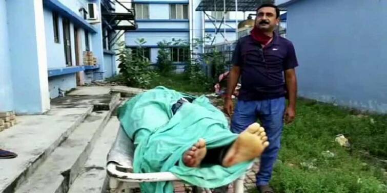 Malda bagbari Chandanpur School Teacher dies in accident Toto-bike collision Malda Accident:মালদায় টোটো-বাইকের মুখোমুখি সংঘর্ষে মৃত স্কুলশিক্ষক