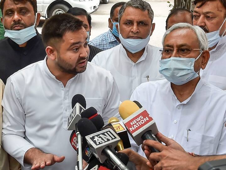 तेजस्वी यादव ने जाति आधारित जनगणना के समर्थन में कहा कि यह गरीबों के लिए मददगार साबित होने वाला ‘ऐतिहासिक’ कदम होगा. उन्होंने कहा कि यदि जानवरों और पेड़ों की गणना की जा सकती है तो लोगों की भी गणना की जा सकती है.