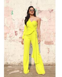 Ladki एक Looks अनेक: बेहद Simple मगर Fashionable है Kiara Advani का Style, देखने वाले कहते हैं, उफ तेरी अदा!