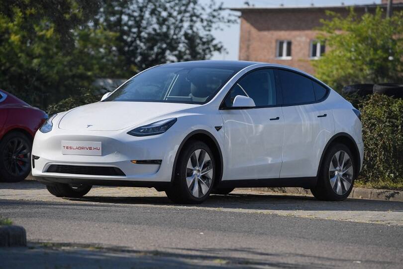 Elon Musk's Tesla EV May Enter Indian Markets With Two Models Elon Musk's Tesla EV May Enter Indian Markets With Two Models