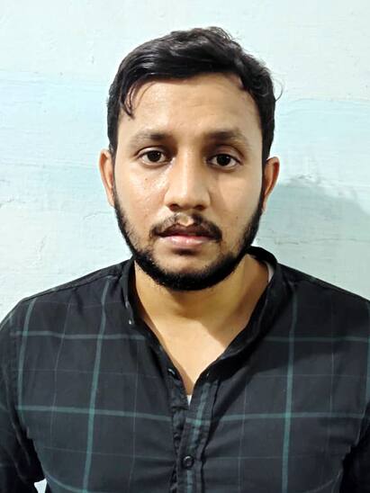 Former policemans son arrested for fitting webcam in Tanjore தஞ்சையில் பெண்கள் குளிப்பதை பார்க்க வெப் கேமிரா பொருத்திய முன்னாள் போலீசின் மகன் கைது...!