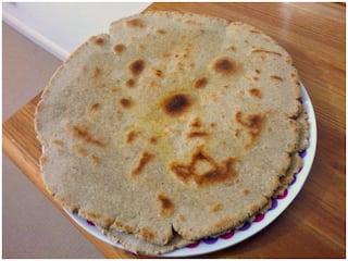 Kitchen Hacks: Bajra Roti Helps In Controlling Belly Fat -  Learn Easy Recipe