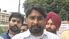 SOI ਵੱਲੋਂ PU ਸੈਨੇਟ ਚੌੌੌਣਾਂ ਦੀ ਤਰੀਕ ਨੂੰ ਲੈ ਕੇ ਵਾਇਸ ਚਾਂਸਲਰ ਦੇ ਦਫ਼ਤਰ ਬਾਹਰ ਧਰਨਾ