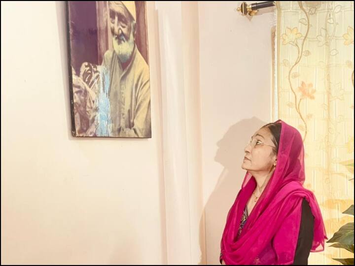 Afghanistan Crisis: Abdul Ghaffar Khan Granddaughter Yasmin Nigar Khan said leaders left country common people women children sacrificing ann Afghanistan Crisis: अब्दुल गफ्फार खान की परपोती बोलीं- नेताओं ने छोड़ा देश, आम लोग और महिलाएं-बच्चे दे रहे कुर्बानी