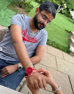 Priyanka Chopra Celebrates Raksha Bandhan With Brother Siddharth After 5 Years; See Pics
