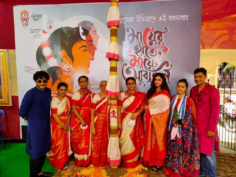 Durga Puja ABP Exclusive Woman Priest Nandini Bhowmik to perform Durga Puja 66 pally, explains why puja can be done during Menstruation Durga Puja 2021 Exclusive: শ্রাবণসকালে বাতাসে আগমনী সুর তুললেন নন্দিনী,  বুঝিয়ে বোঝালেন ঋতুকালে পূজার্চনায় বাধা নেই কেন