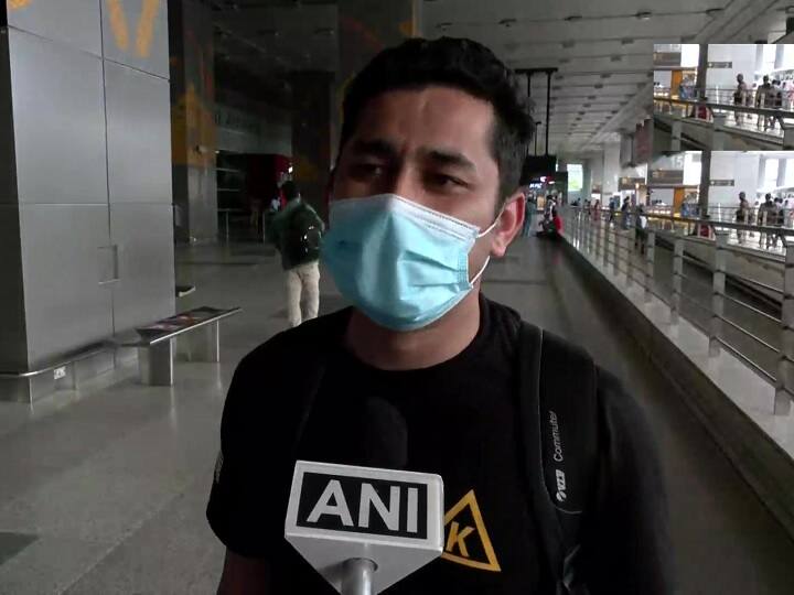 Afghanistan Taliban Crisis: 146 people evacuated from Afghanistan arrive in Delhi on various flights Afghanistan News: కాబుల్ నుంచి భారత్‌కు చేరిన మరో 146 మంది.. 8 రోజుల ఎదురుచూపులు.. ఓ బాధితుడు ఏమన్నాడంటే!