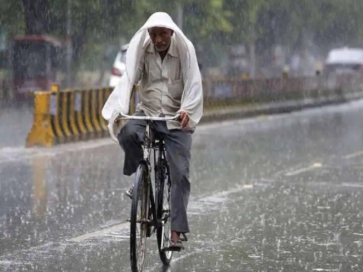 Weather Updates: दिल्ली में पारा चढ़ा, बिहार और पूर्वी उत्तर प्रदेश में भारी बारिश का अनुमान