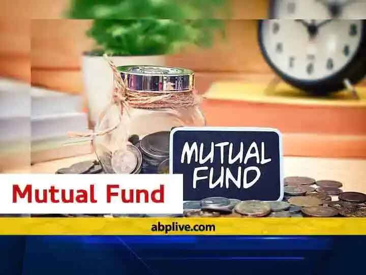 Mutual Fund These mutual fund schemes made investors rich, gave more than 50% return Mutual Fund: इन म्यूचुअल फंड स्कीमों ने निवेशकों को किया मालामाल, दिया एक साल में 50% से ज्यादा रिटर्न