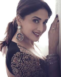 Madhuri Dixit ने इंग्लिश गाने पर Dance Deewane के सभी कंटेस्टेंट के साथ लगाए ठुमके, देखें वीडियो