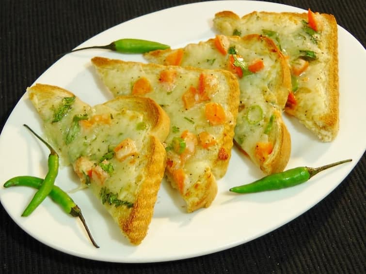 Spicy Cheese Toast Recipe 