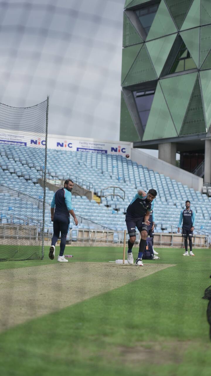 ఇందుకు సంబంధించిన ఫొటోలను BCCI ట్విటర్ ద్వారా అభిమానులతో పంచుకుంది.