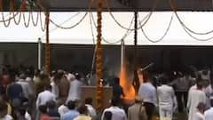 Visuals from Kalyan Singh's last rites, these ministers were present