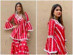 In Pics: रेड शरारा, कानों में बड़े झुमके पहनकर कहर ढहाती नजर आईं Nia Sharma, भाई विनय के साथ सेलिब्रेट किया रक्षाबंधन