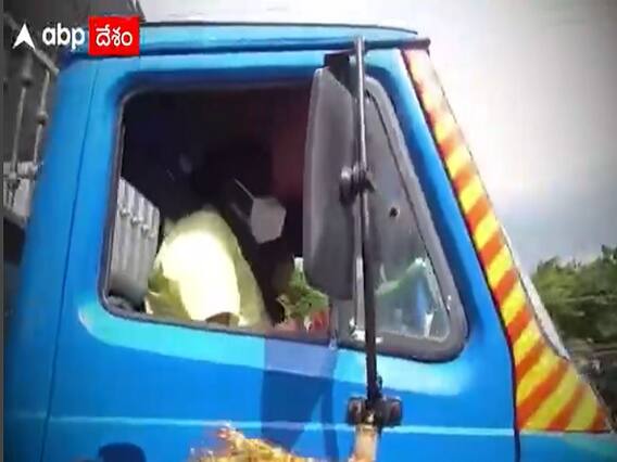 MLA Nimmala Ramanaidu: కైలాస రథం నడిపి ఆదర్శంగా నిలిచిన టీడీపీ ఎమ్మెల్యే