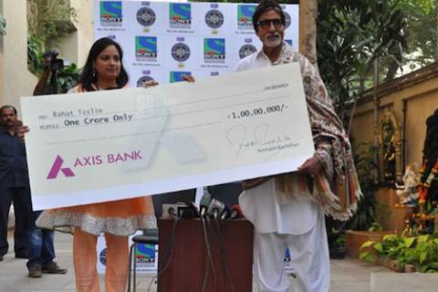 केबीसी के तीसरे सीजन को शाहरुख खान ने अमिताभ बच्चन की बीमारी के कारण होस्ट किया था, जो 22 जुलाई 2007 को प्रसारित किया गया था. इस सीजन में कोई विजेता नहीं बन पाया था. वहीं कौन बनेगा करोड़पति का चौथा सीजन राहत तसलीम ने एक रुपये जीतकर अपने नाम किया था.